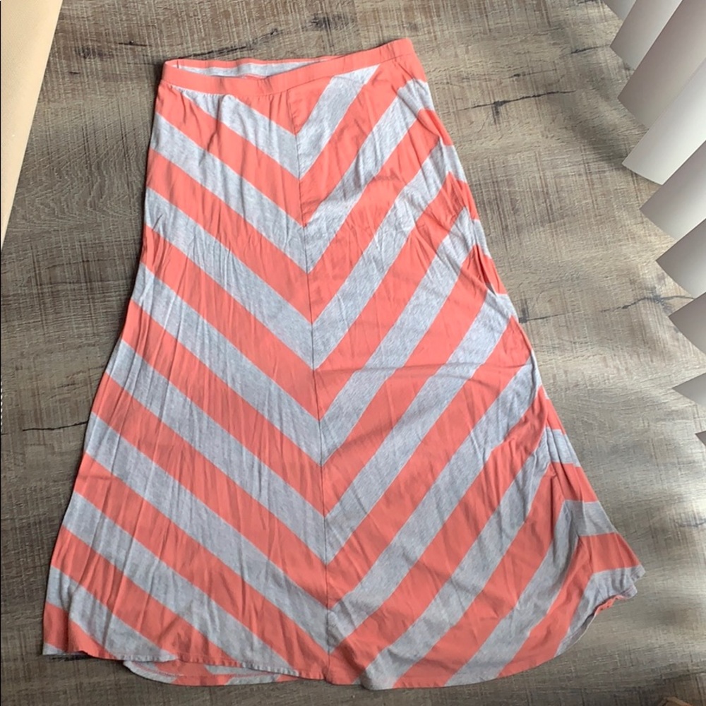 Lauren Conrad •Maxi Skirt • Size M